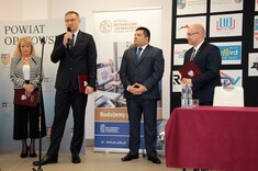 Porozumienie o współpracy Politechniki Rzeszowskiej z Zespołem Szkół w Ożarowie
