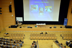 [FOTO] Rekordowa liczba zgłoszeń na seminarium chemiczne