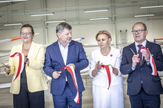 Nowy hangar Akademickiego Ośrodka Szybowcowego w Bezmiechowej