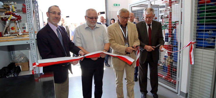 Wspólny projekt lotniczy Politechniki Rzeszowskiej i Pratt & Whitney Rzeszów