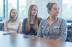 Laureatki XIII Konkursu Wiedzy Finansowo-Bankowej,