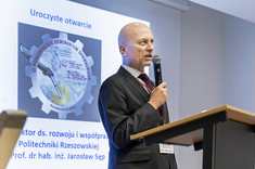 Prof. dr hab. inż. Jarosław Sęp,