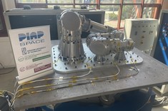 Badania wibracyjne ramienia robotycznego TITAN,