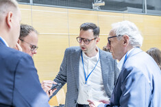 Goście i uczestnicy konferencji CZT Aeronet DL oraz Forum Współpracy Nauka-Gospodarka